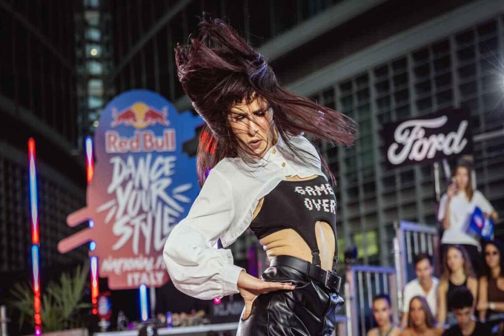Milano celebra la danza con un'indimenticabile finale di Red Bull Dance Your Style