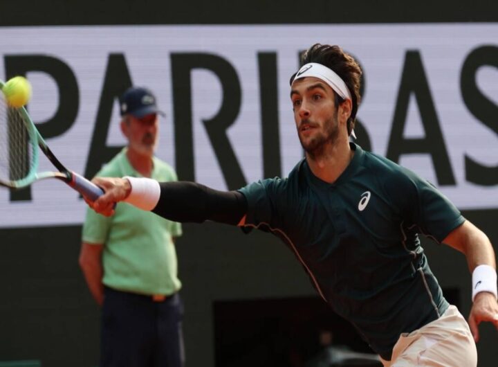 Musetti conquista la semifinale del Roland Garros con un'impresa straordinaria