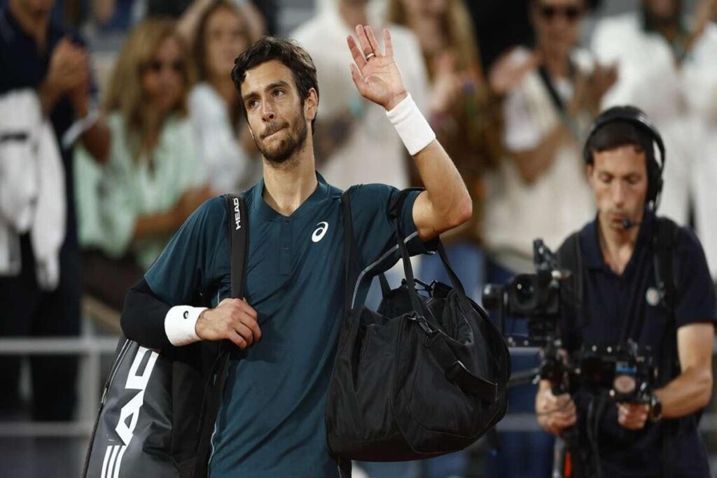 Musetti si ferma: il campione salta il Queen's per infortunio