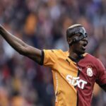 Osimhen sotto pressione: Chiesa in ballo tra Napoli e Milan