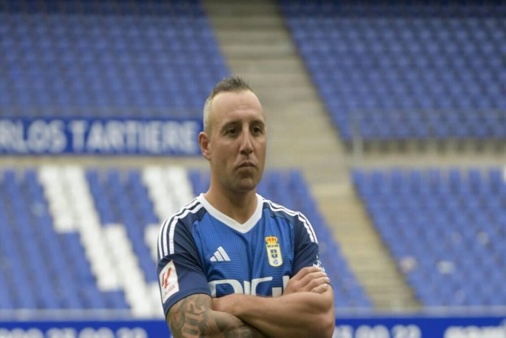 Oviedo celebra il ritorno in Liga dopo 24 anni di attesa