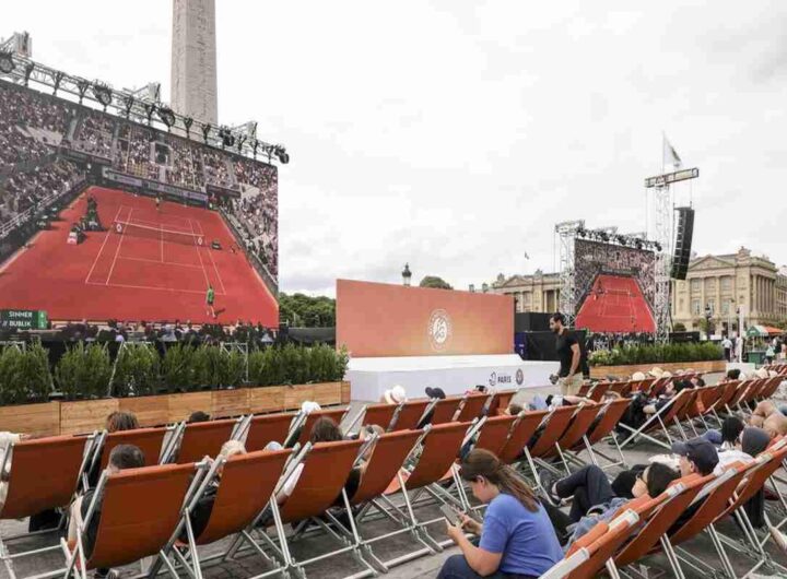Parigi offre tribuna gratuita per le emozionanti fasi finali del Roland Garros