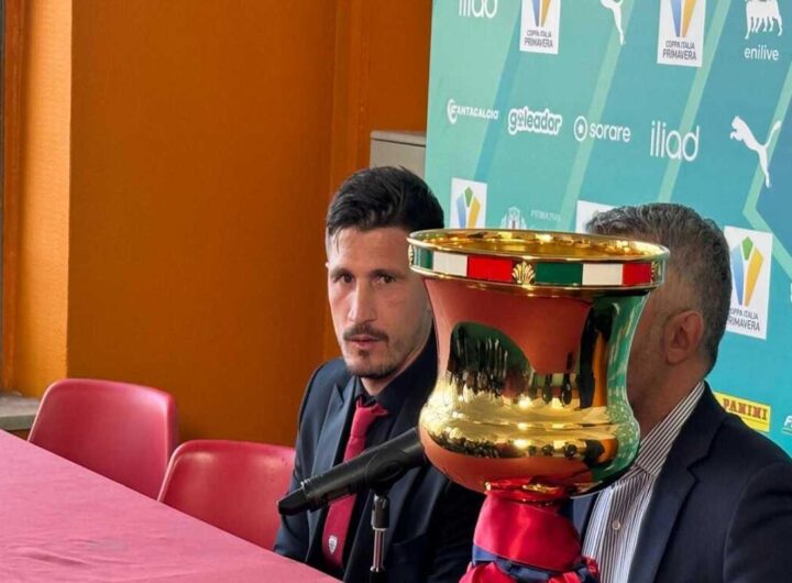 Pisacane prende le redini del Cagliari: una nuova era inizia