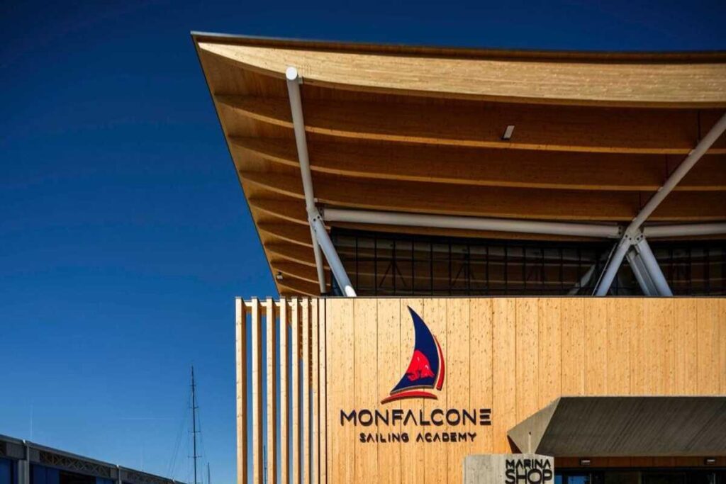 Red Bull Sailing Academy salpa a Marina Monfalcone: un'estate di avventure veliche
