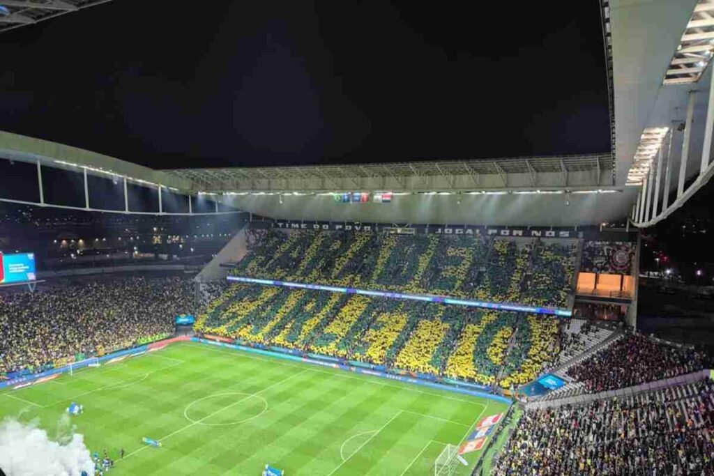 San Paolo celebra Ancelotti: una festa per Carletto
