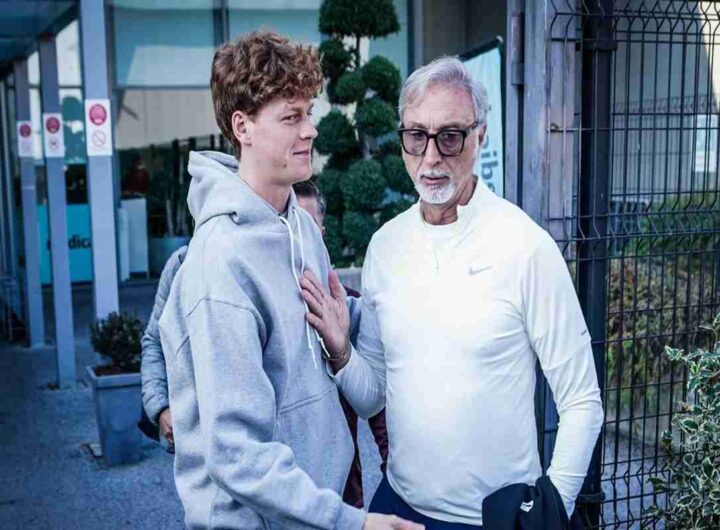 Sinner sorprende: addio a preparatore e fisioterapista