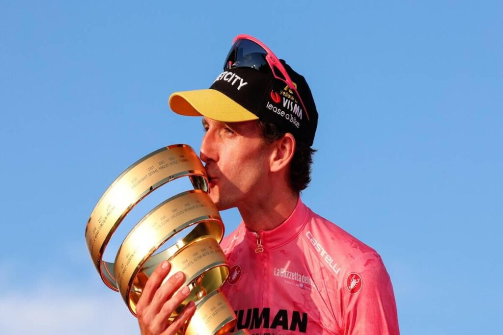Yates racconta la sua incredibile esperienza al Giro: Sono onorato e orgoglioso
