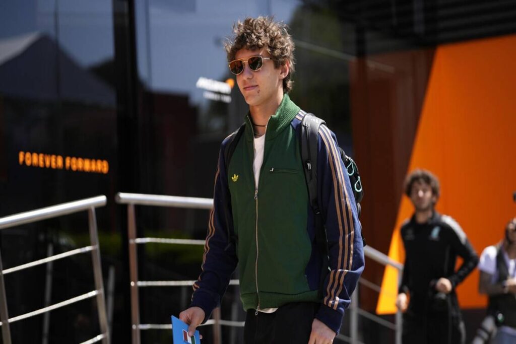 Antonelli si commuove: Cercando la luce in fondo al tunnel