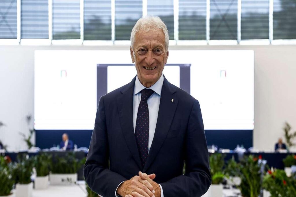 Canoa: il faccia a faccia Buonfiglio-Rossi a Milano prima del consiglio
