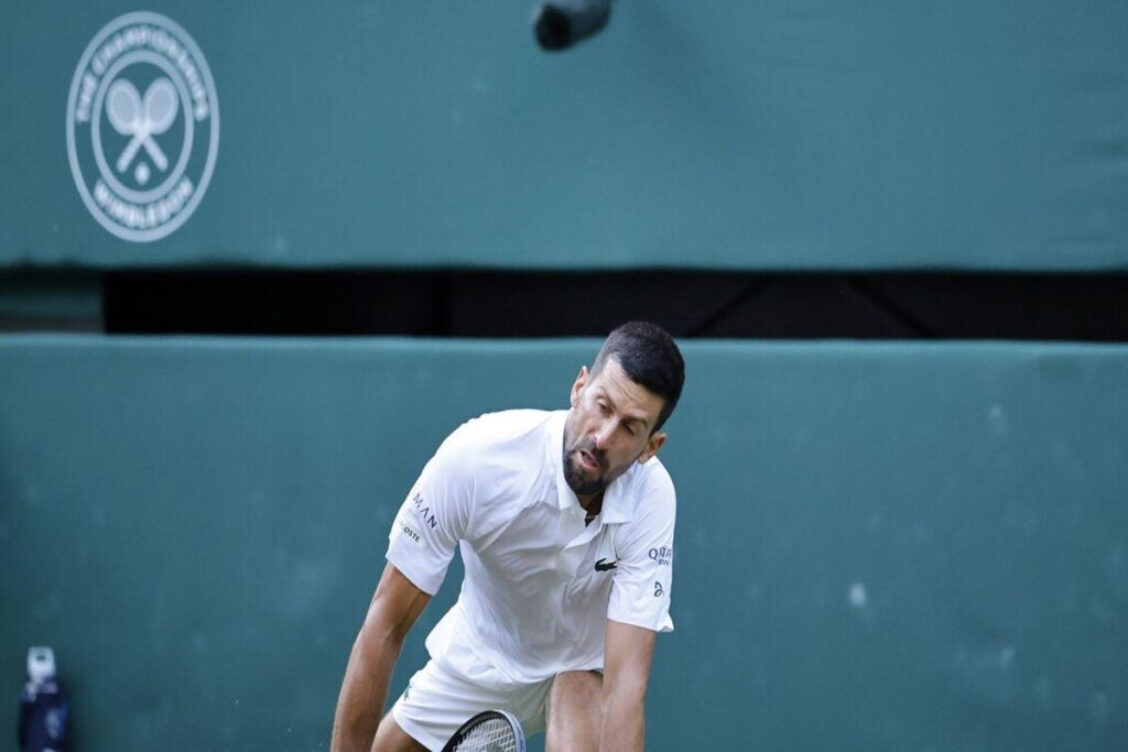 Djokovic sorprende: niente allenamento prima della sfida con Sinner a Wimbledon
