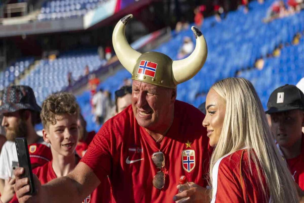 Eurocalcio donne: la Svizzera inciampa all'esordio mentre Lehmann rimane in panchina