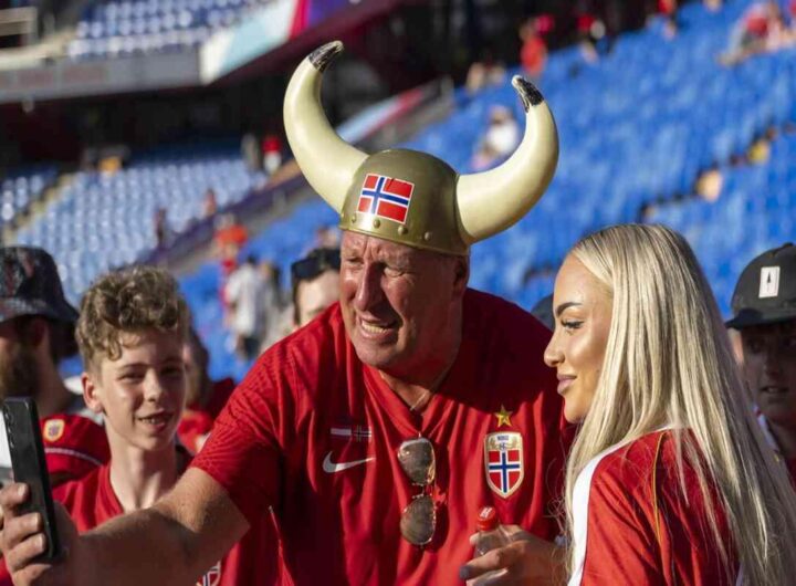Eurocalcio donne: la Svizzera inciampa all'esordio mentre Lehmann rimane in panchina