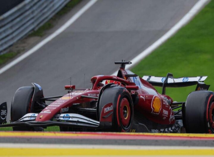 F1: Leclerc celebra un bel terzo posto dopo una gara intensa con Max alle spalle