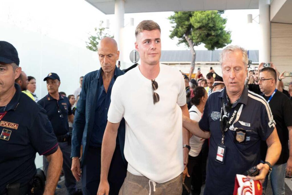 Ferguson alla Roma: il nuovo capitano con la maglia n. 11