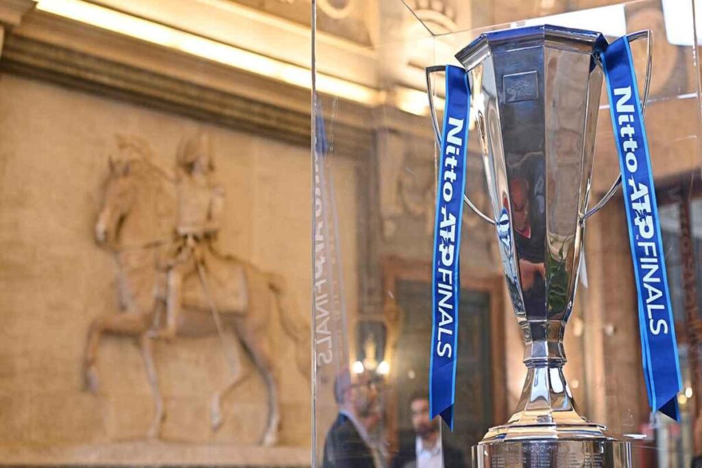 Il trofeo delle Atp Finals sbarca a Torino: tutto pronto per l'esposizione
