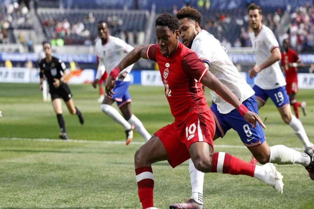 Jonathan David arriva al J Medical: visite mediche e firma imminente per la Juve