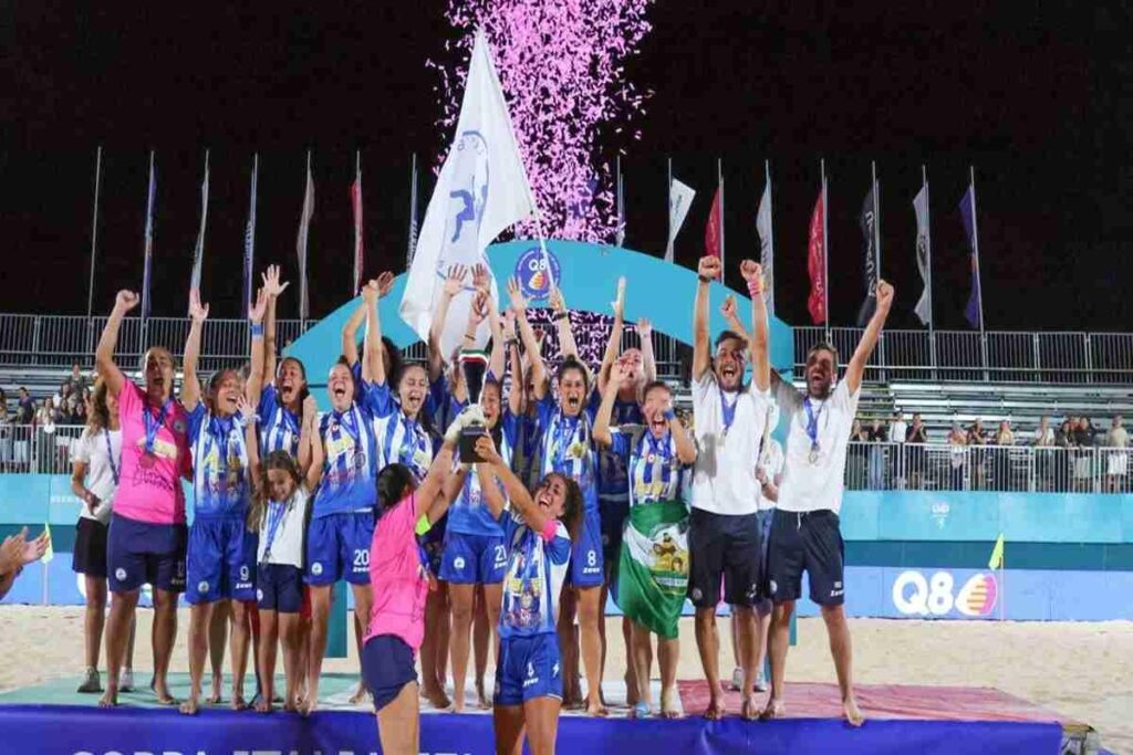 Lady Terracina trionfa nella Coppa Italia di beach soccer: vittoria emozionante contro Cagliari per 4-3