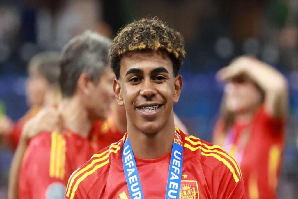 Lamine Yamal compie 18 anni: sogni di Champions e Mondiale nel suo futuro