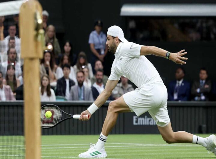 Sinner avanza ai quarti dopo il ritiro di Dimitrov a Wimbledon