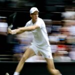 Sinner conquista il terzo turno di Wimbledon con una vittoria schiacciante su Vukic