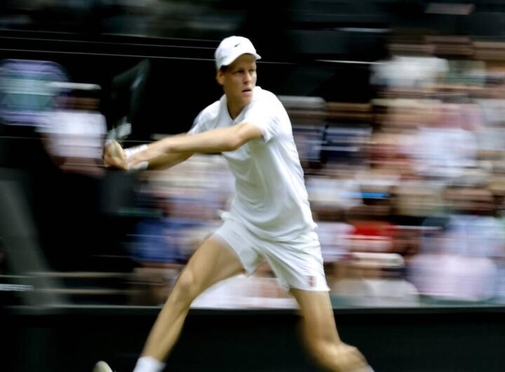 Sinner conquista il terzo turno di Wimbledon con una vittoria schiacciante su Vukic