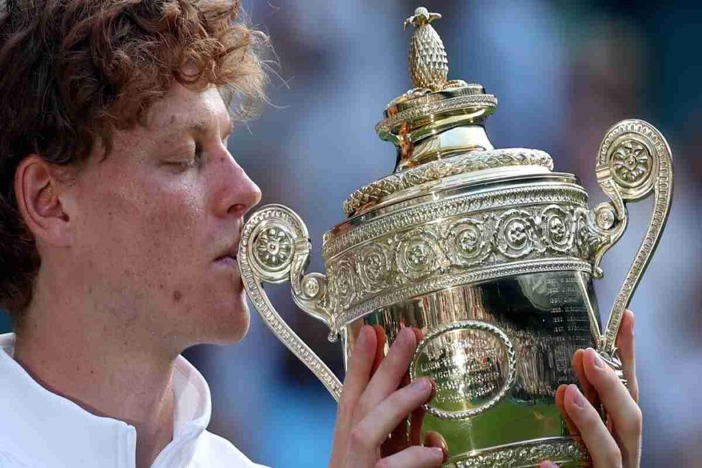 Sinner: la ricerca del miglioramento continua nel tennis