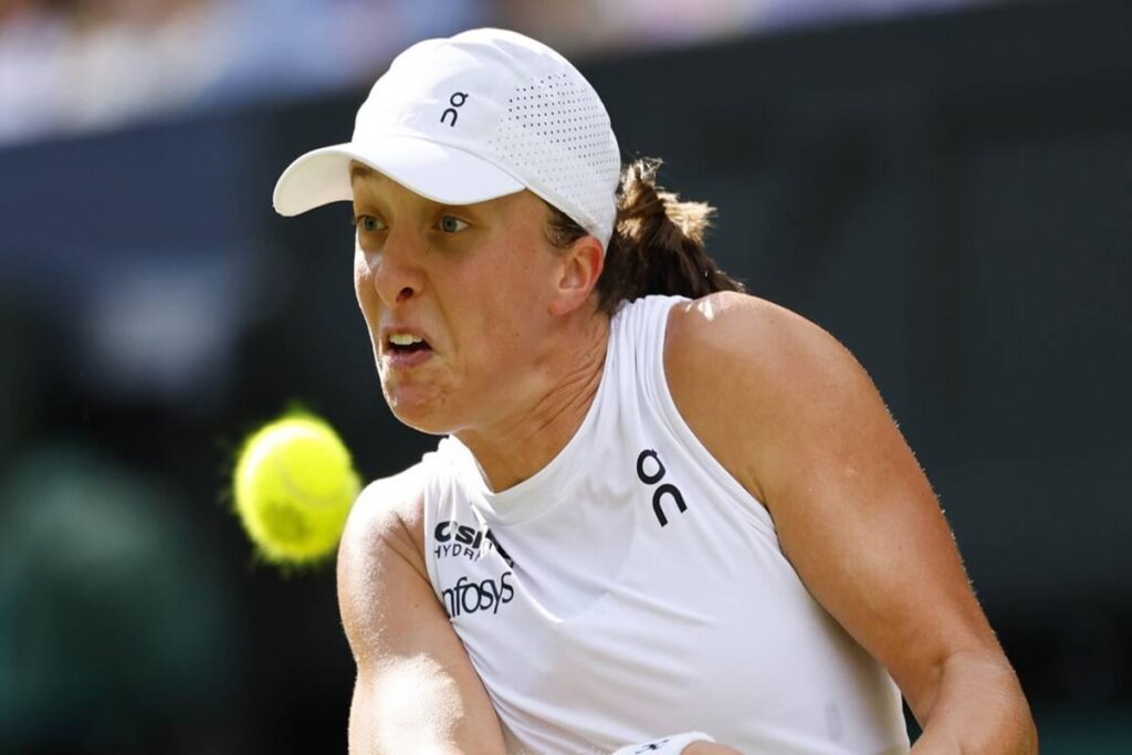 Swiatek trionfa a Wimbledon con un incredibile doppio 6-0 su Anasimova