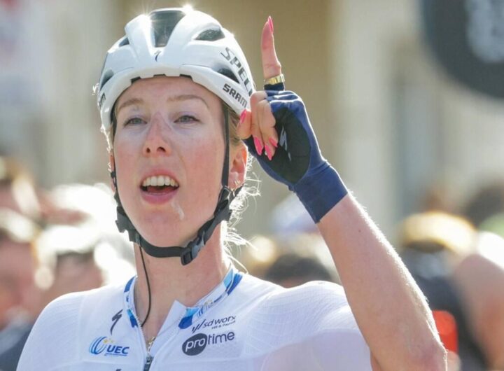 Wiebes conquista la quinta tappa del Giro donne con una prestazione straordinaria