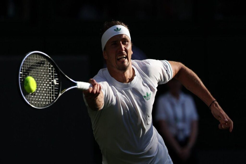 Zverev apre il cuore: A Wimbledon mi sento vuoto e solo