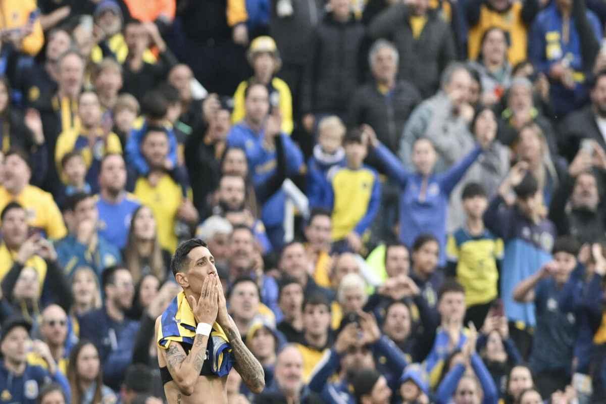 Di Maria incanta con un gol da sogno nel derby di Rosario