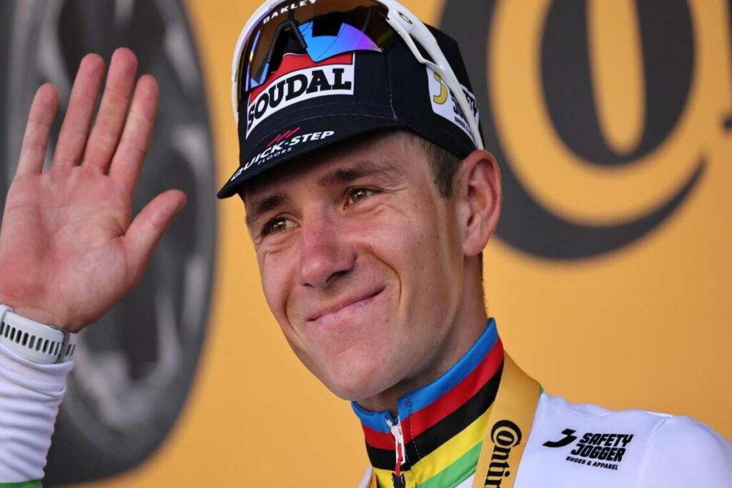 Evenepoel cambia squadra: da Quick Step a Red Bull, una nuova era nel ciclismo