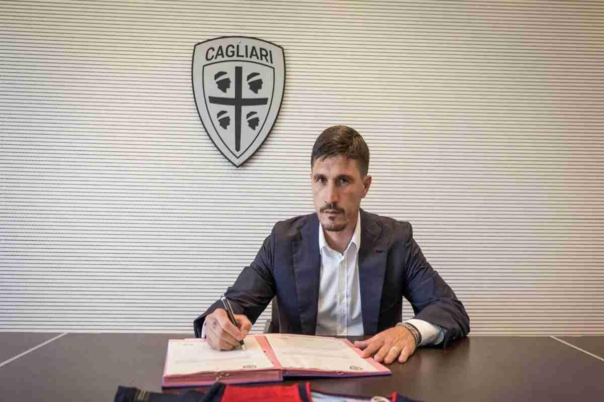 Pisacane debutta: la sfida tra un Cagliari determinato e una Fiorentina feroce