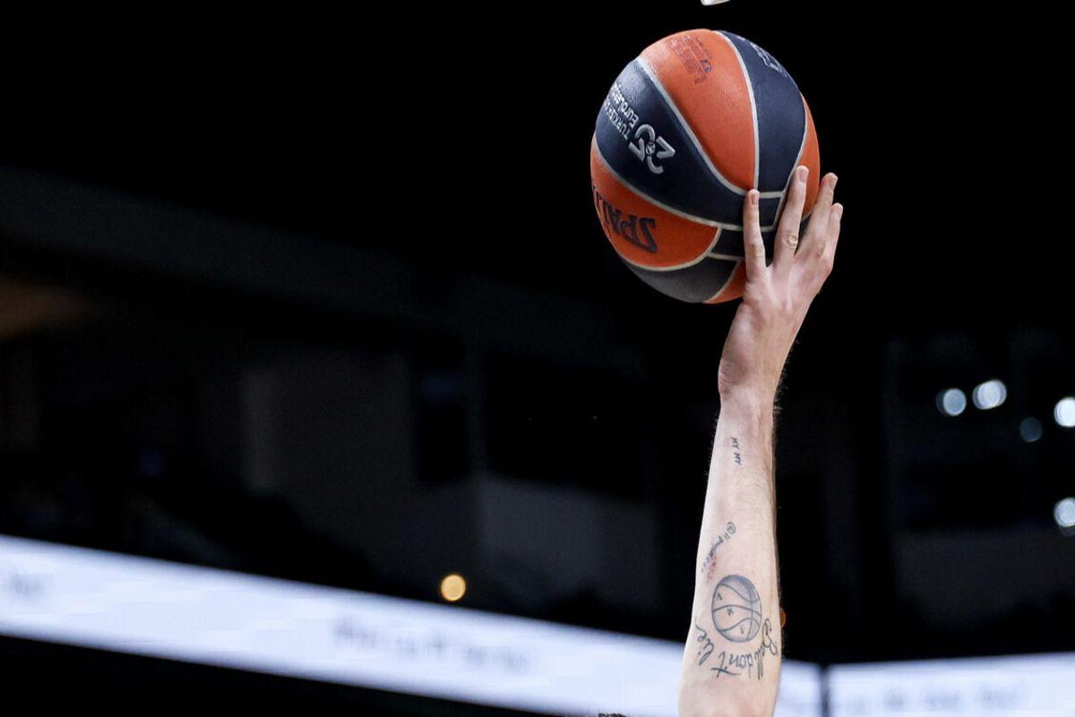 Polonara riabbraccia la Dinamo Sassari: l'attesa è finita!