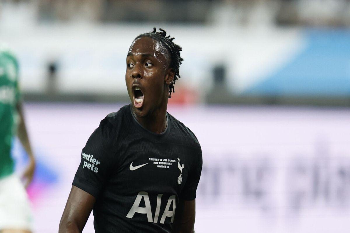 Razzismo e polemiche: il Tottenham reagisce al rigore contestato di Tel