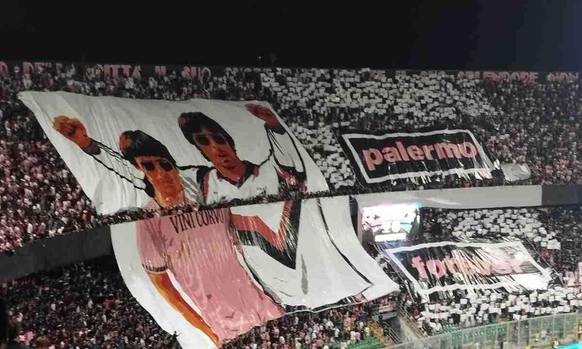 Reijnders trascina il Manchester City alla vittoria con una doppietta contro il Palermo