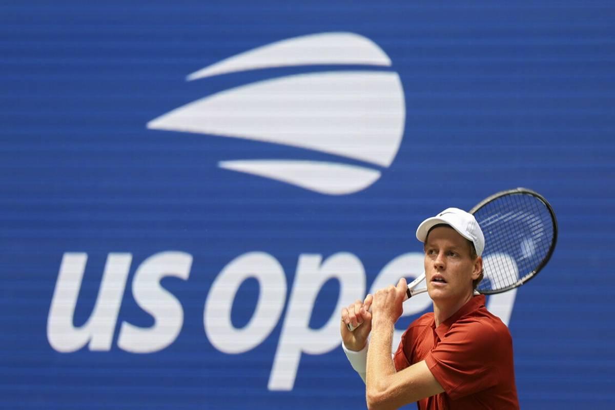 Sinner conquista il terzo turno all'US Open battendo Popyrin