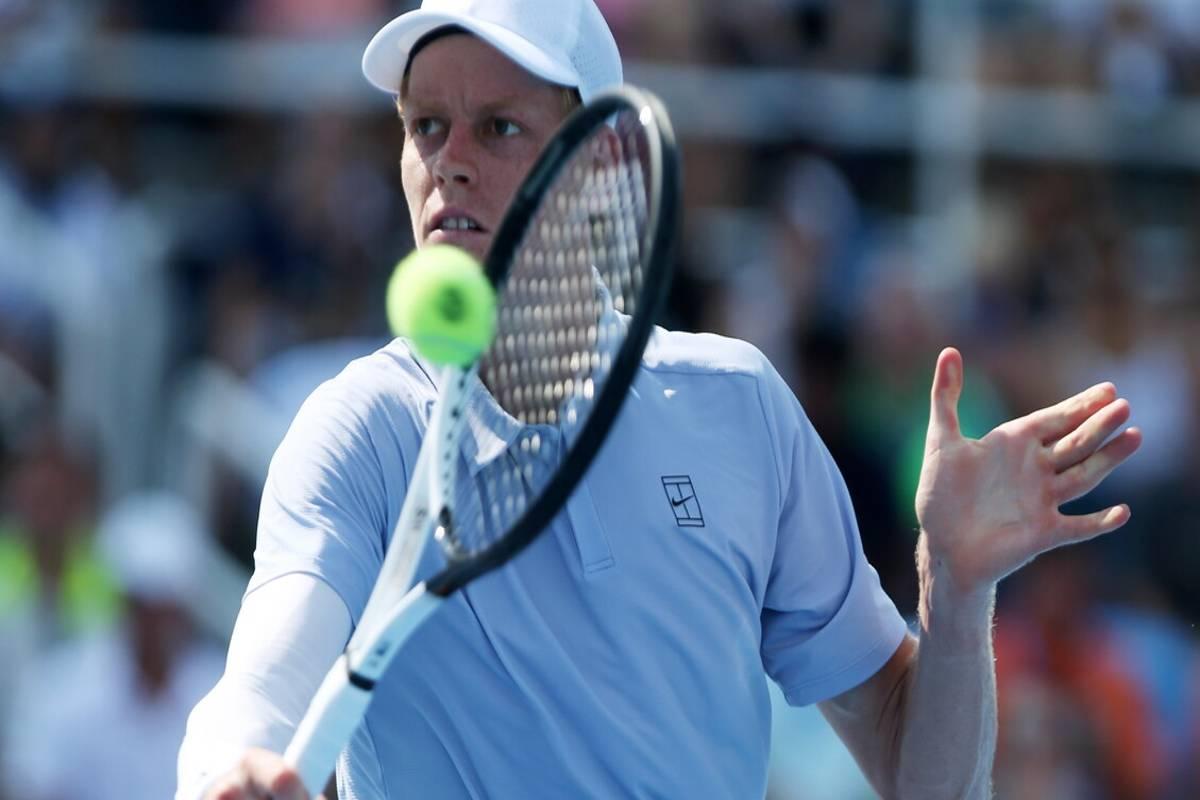 Sinner si ritira e Alcaraz conquista Cincinnati: un torneo da ricordare