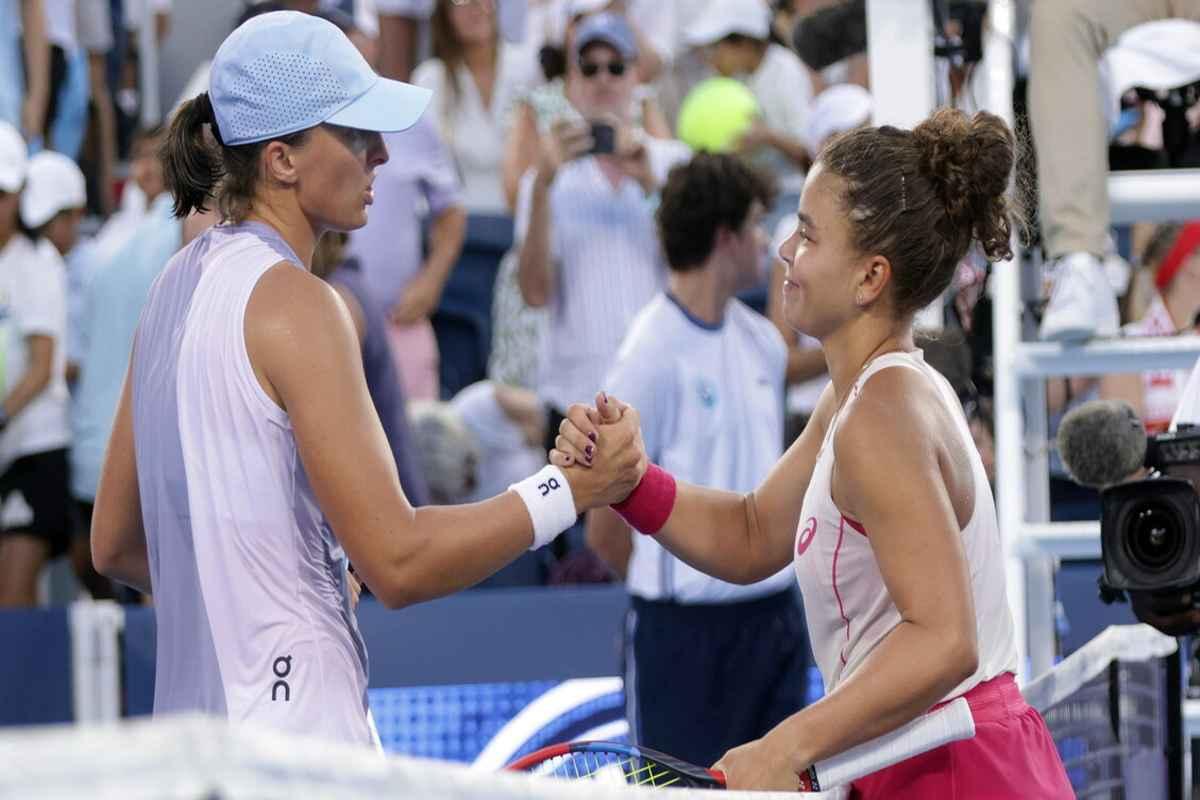 Swiatek conquista la vetta della classifica Wta, Paolini sorprende all'ottavo posto