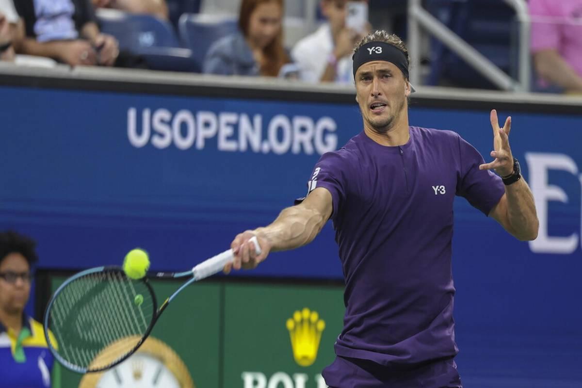 Zverev avanza al terzo turno degli Us Open, Fearnley eliminato