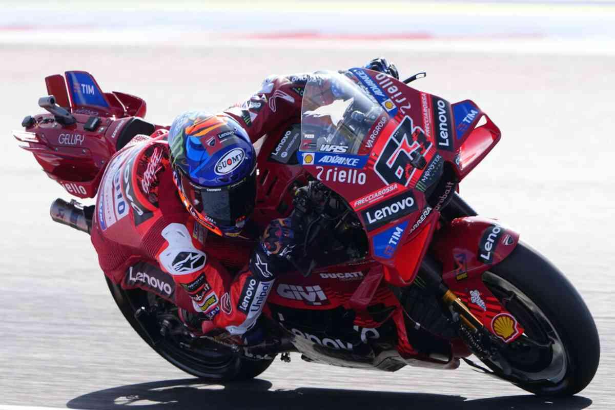 Bagnaia conquista la pole in Giappone, Marquez scatta dalla terza posizione