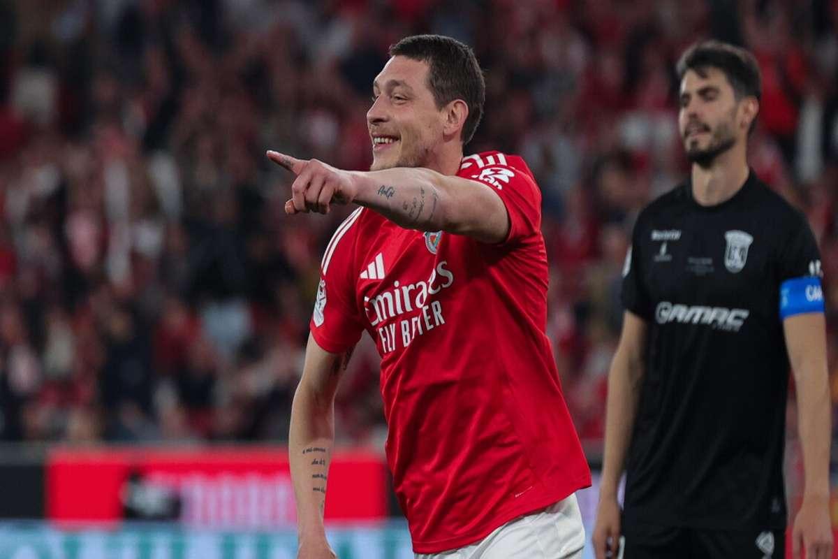 Belotti sorprende: dal Como al Cagliari in un colpo di mercato finale