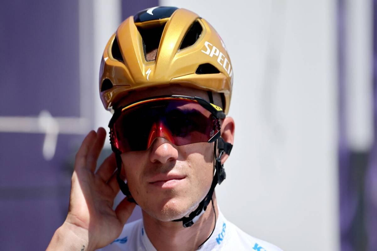 Evenepoel conquista l'oro nella cronometro, Pogacar si ferma al quarto posto ai mondiali di ciclismo