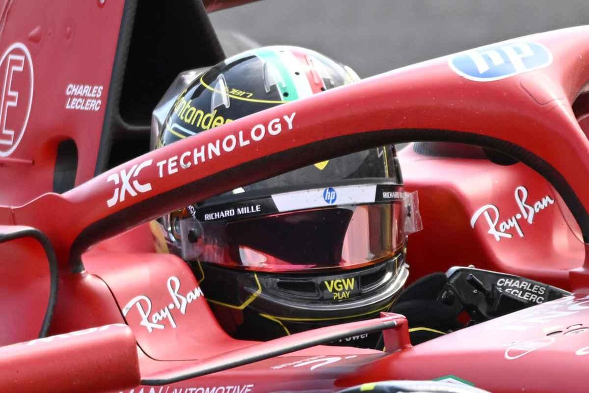 Ferrari celebra Lauda con una livrea bianco-rossa a Monza