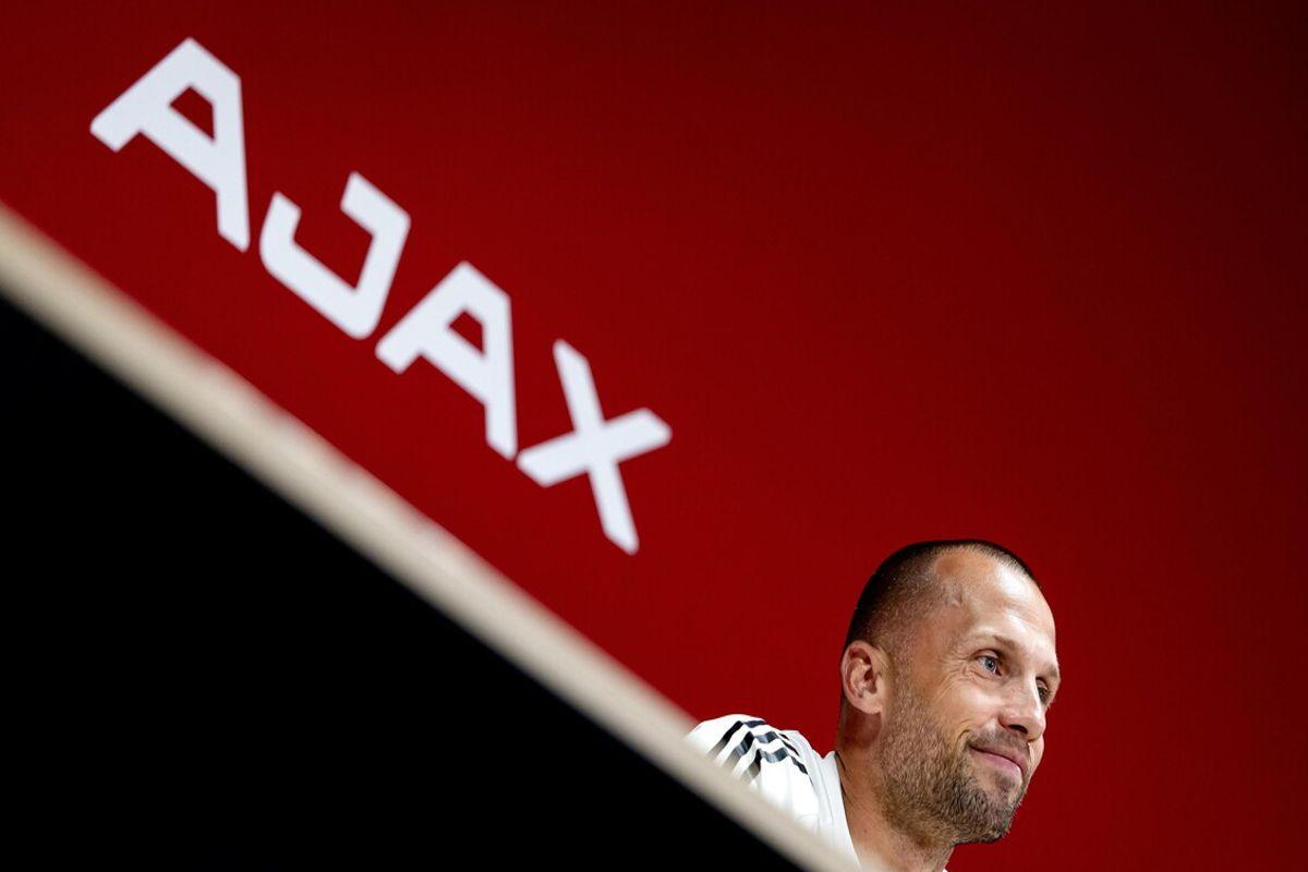 Heitinga promette: faremo di tutto per fermare l'Inter nella Champions