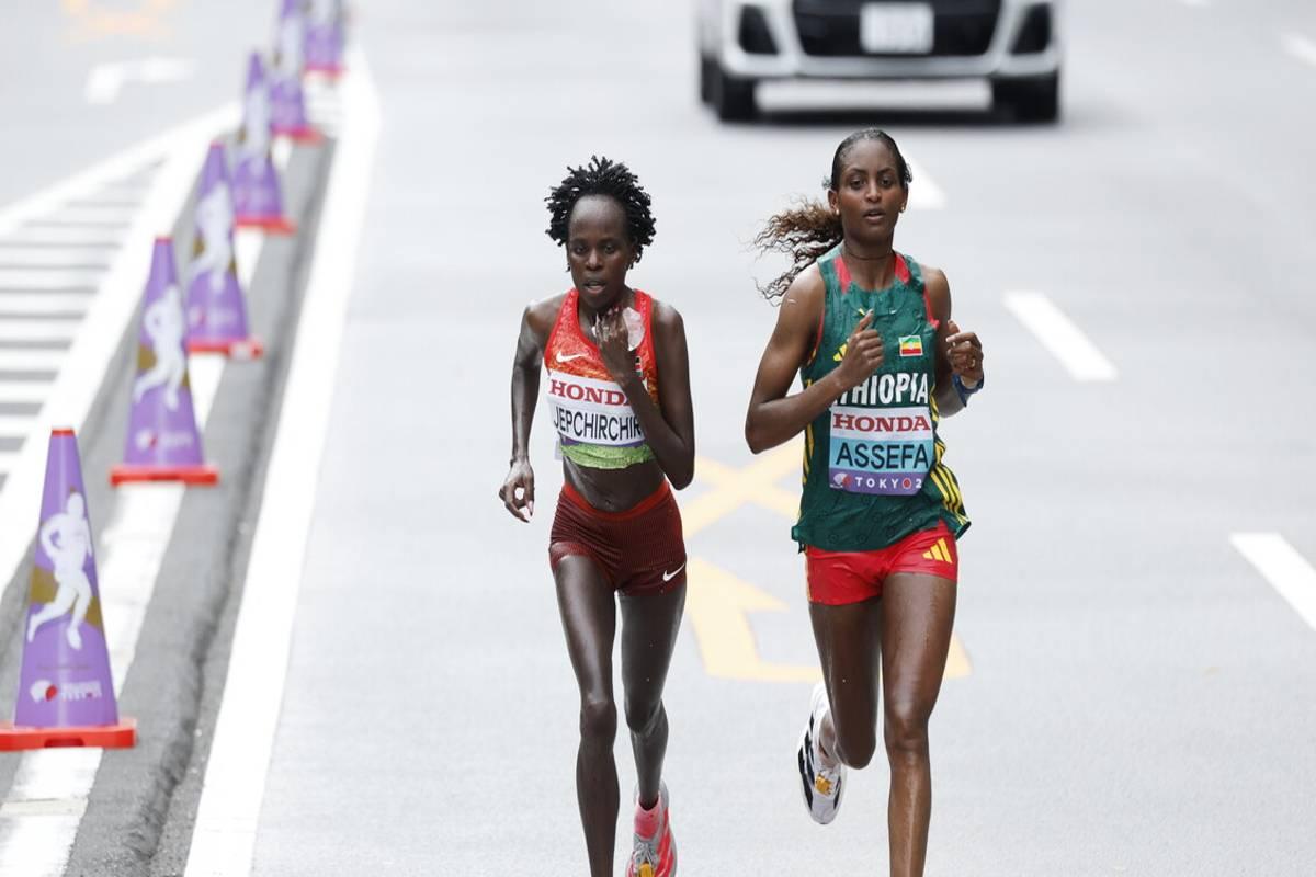Jepchirchir conquista l'oro nella maratona ai Mondiali di atletica