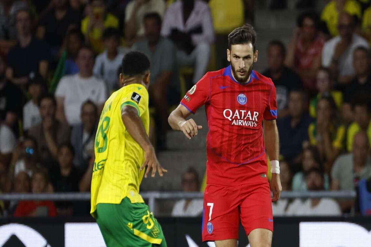 Kvara si allena a parte, ma il PSG punta forte sulla vittoria contro l'Atalanta