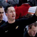 Lakers puntano su Redick: prolungato il contratto del coach per un futuro vincente