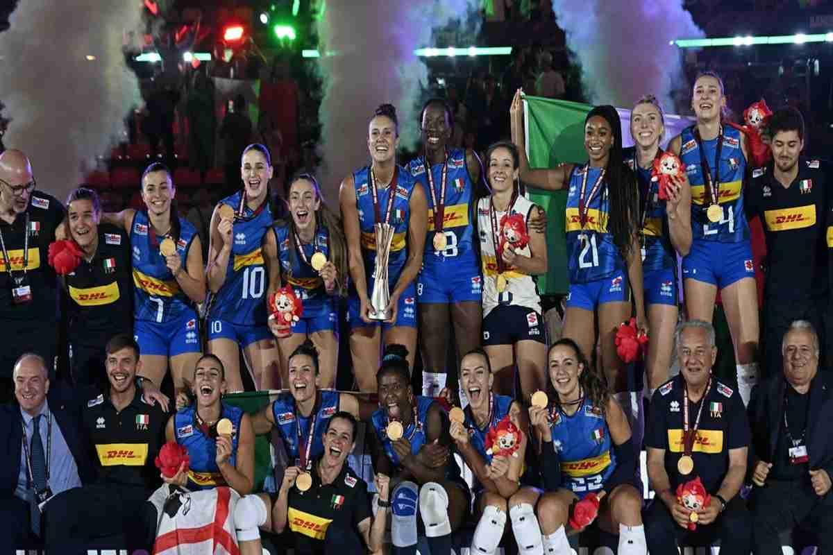 Le azzurre della pallavolo festeggiano il titolo mondiale con Mattarella l'8 ottobre