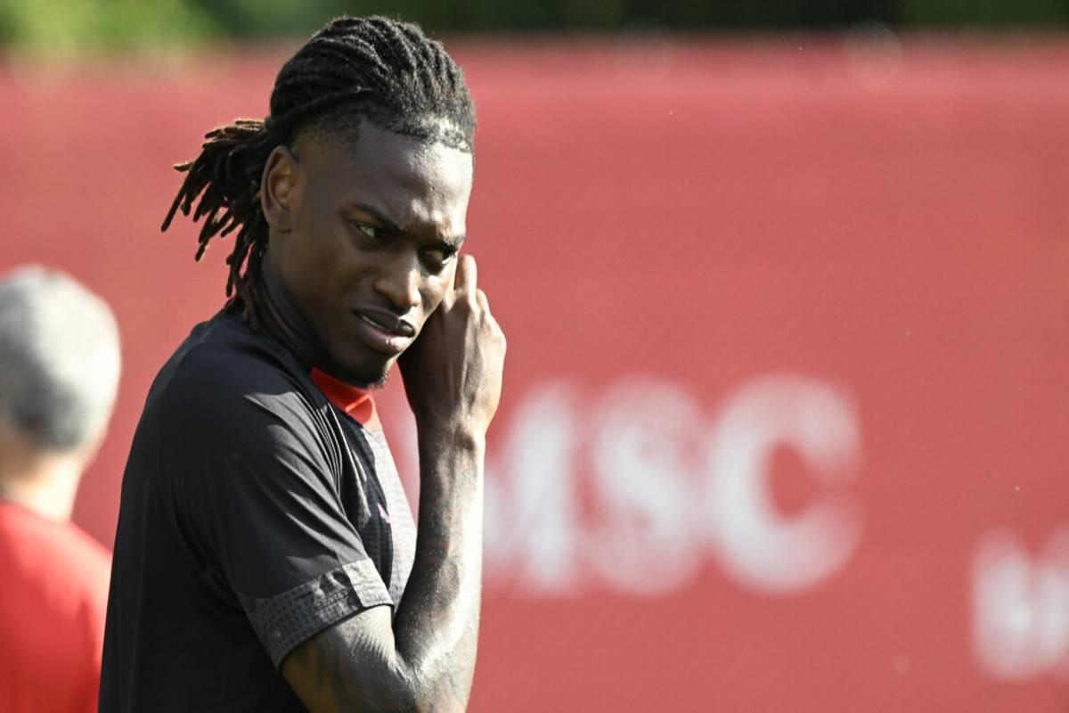 Leao in dubbio per Bologna: il recupero si complica
