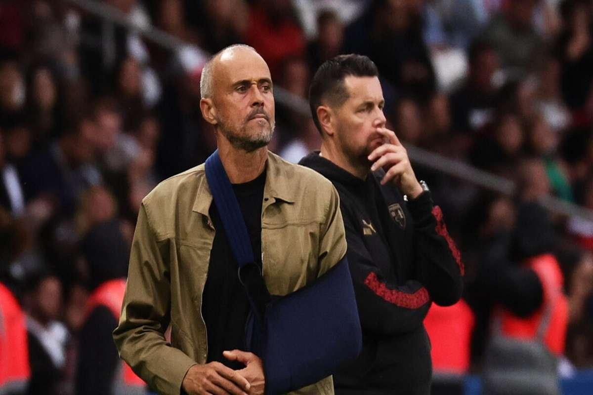 Luis Enrique sorprende: la nuova strategia di metà gara in tribuna